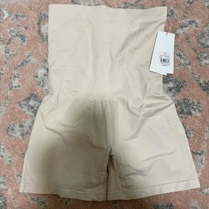 NWT Blanqi Everyday Postpartum Girl Short